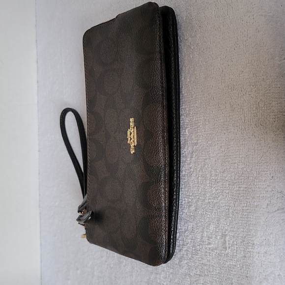 Coach Double Zip wristlet in signature canvas/pebbled leather - Picture 4 of 16